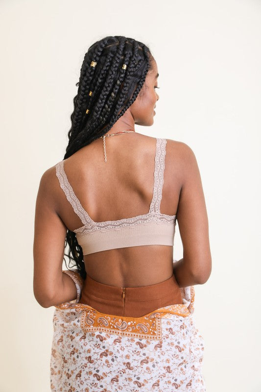 Erin Bralette-Mocha