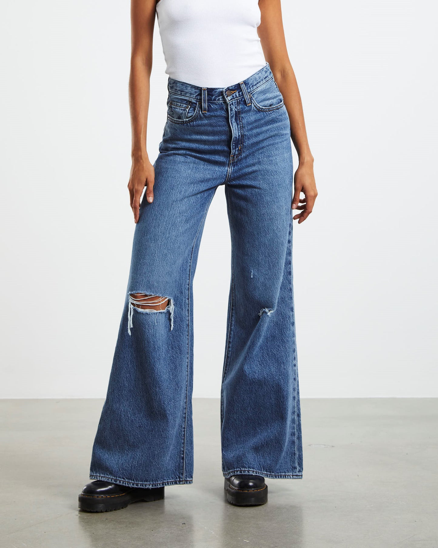 Levis High Loose Flare